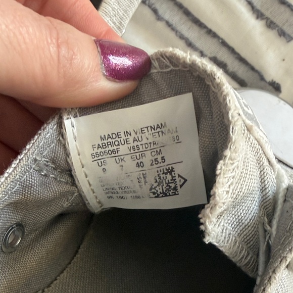 Converse Light Gray Slip-On Shoes - Picture 6 of 6